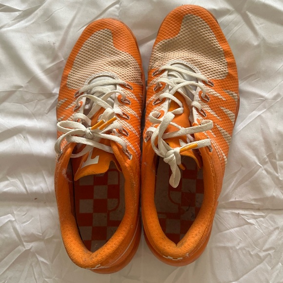 Nike Freetrainer Flywire 5.0 Tennessee Vols Checkerboard Shoes - Picture 2 of 4